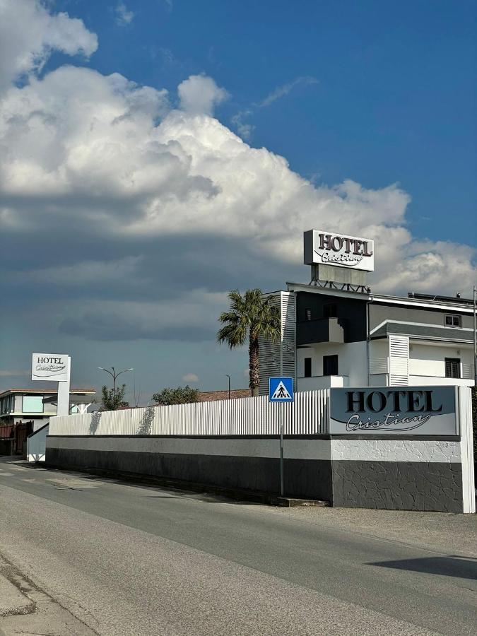 Hotel Cristian Giugliano In Campania Bagian luar foto