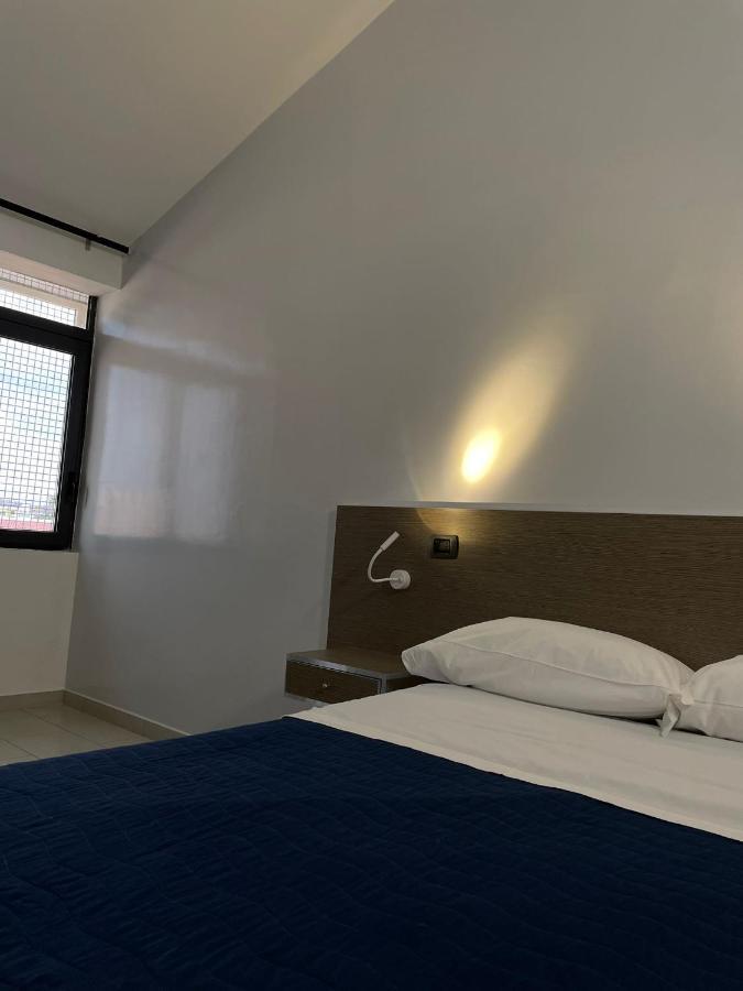 Hotel Cristian Giugliano In Campania Bagian luar foto